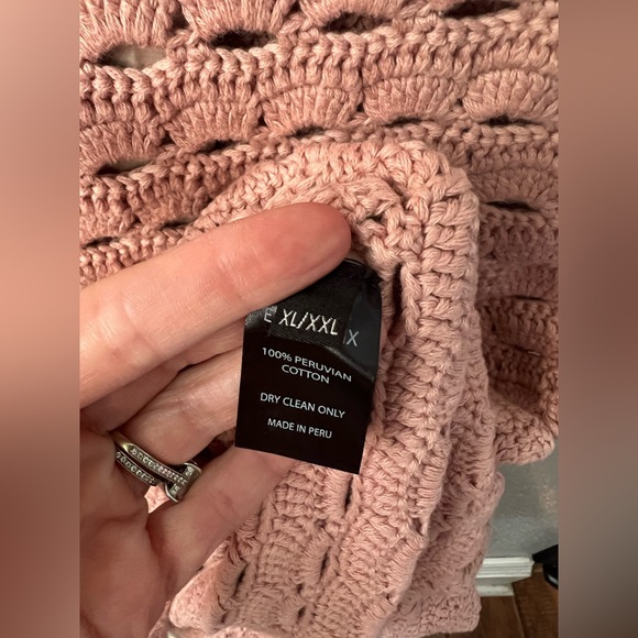 New REMI CROCHET DRESS In Rose Size XL/XXL - Picture 7 of 10